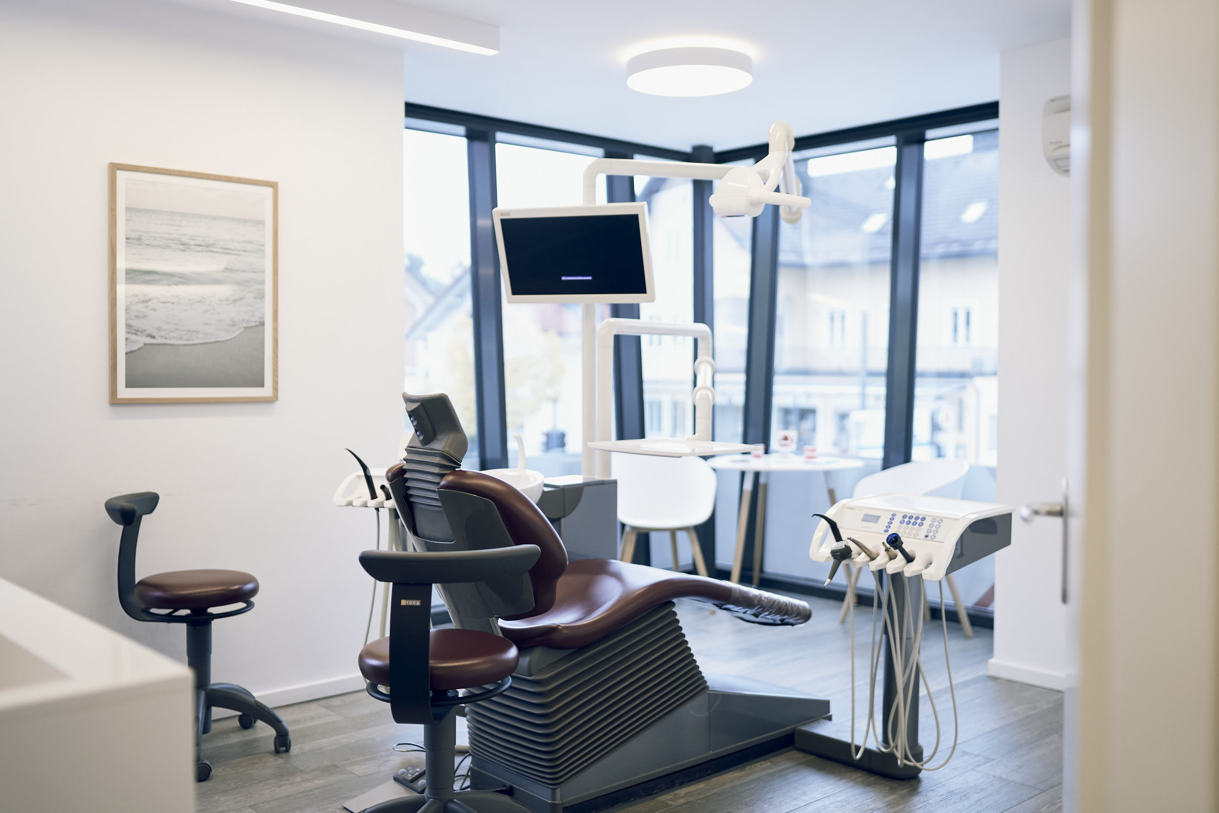 Ihre Praxis für Kieferorthopädie in Penzberg mit einem modernen Behandlungskonzept. Wir sind Ihre Experten für Kieferorthopädie bei Kindern, Jugendlichen & Erwachsenen.