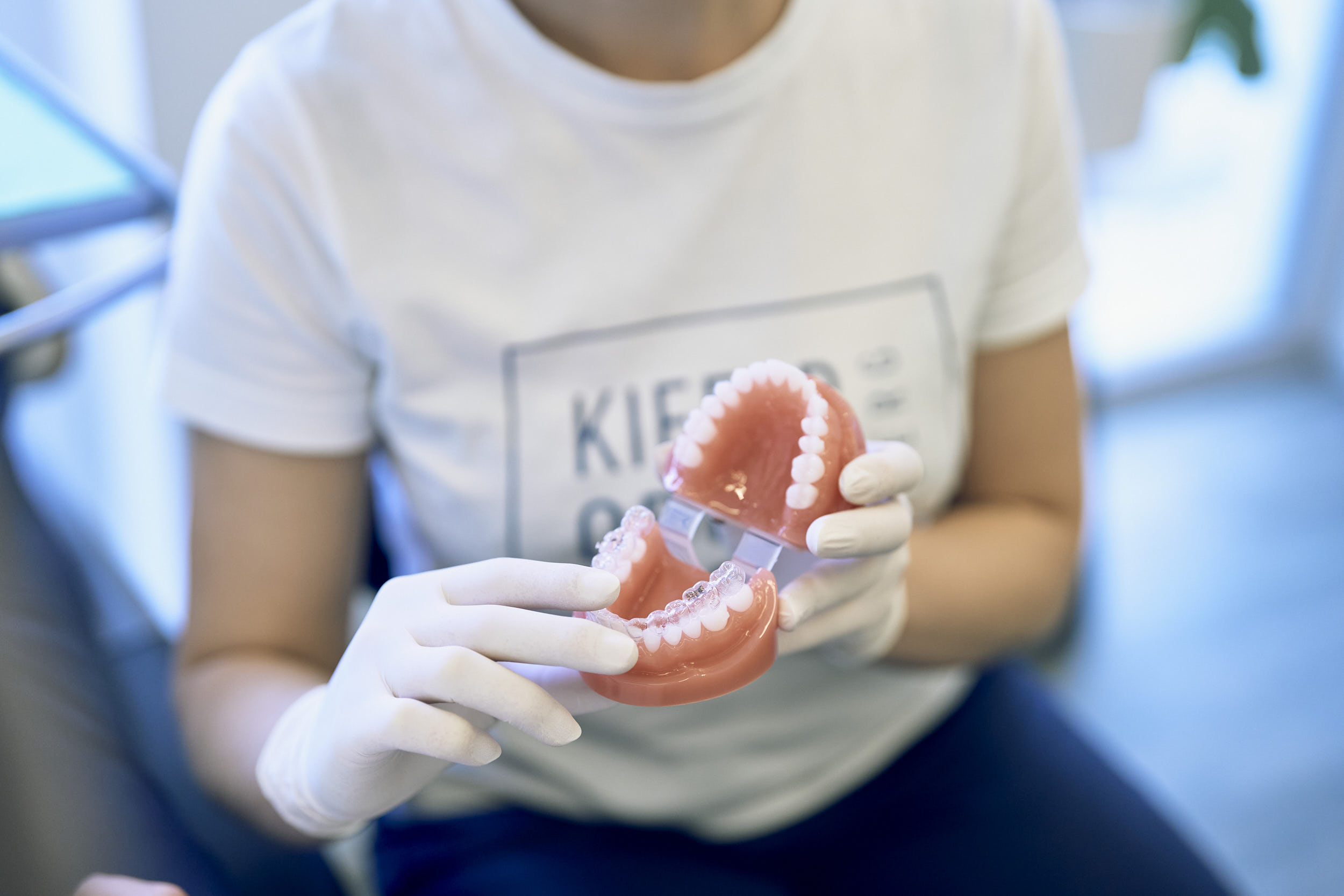 Ihre Praxis für Kieferorthopädie in Penzberg mit einem modernen Behandlungskonzept. Wir sind Ihre Experten für Kieferorthopädie bei Kindern, Jugendlichen & Erwachsenen.